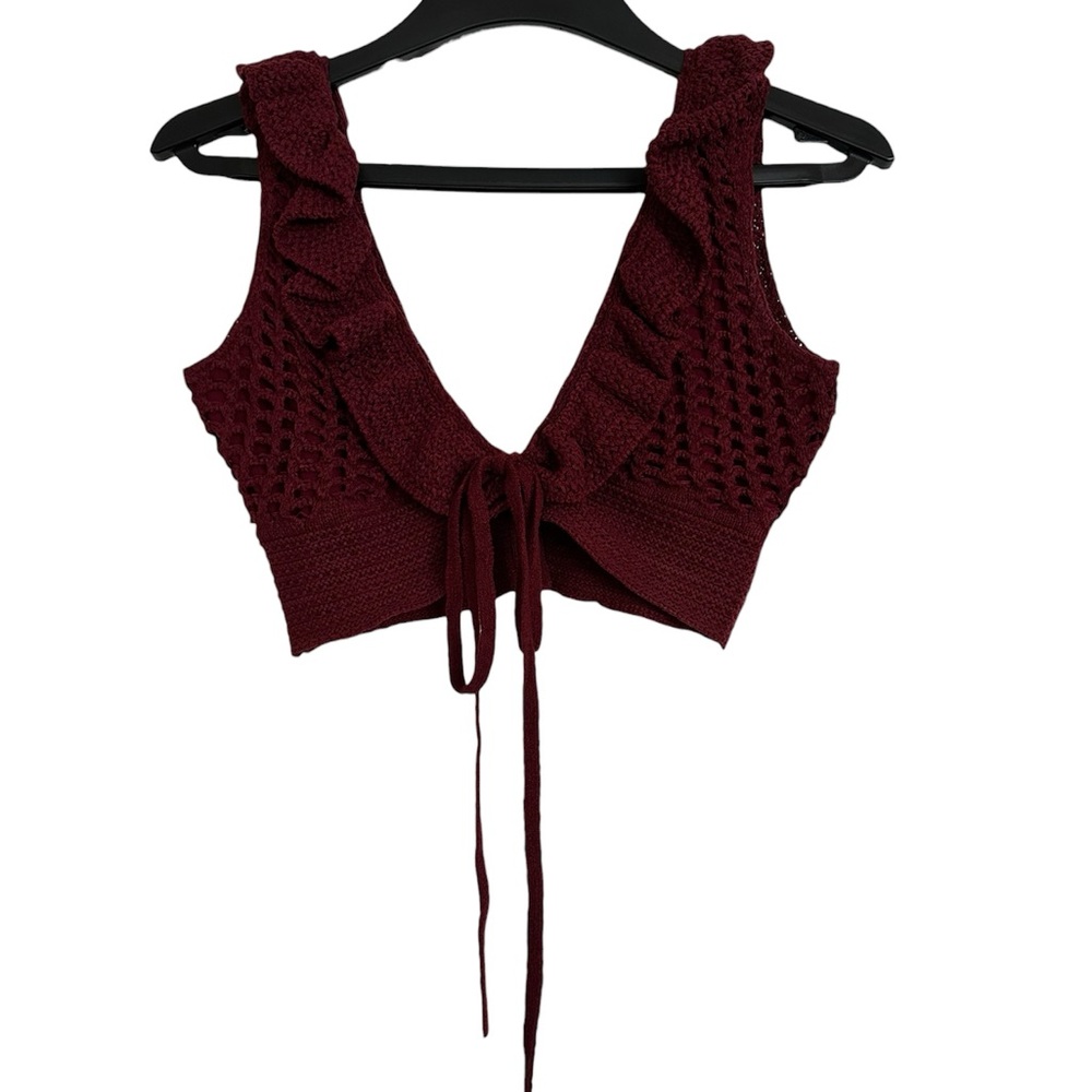 BCBGMaxAzria Wine Red Crochet Crop Top Size S - Picture 2 of 8